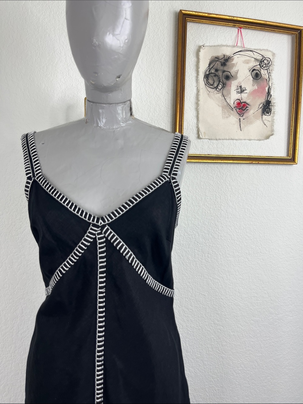 DISSH Bella Maxi Dress Black Stich Contrast V Neck - Picture 4 of 11